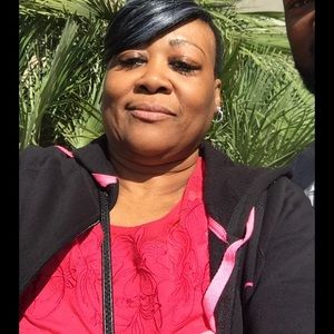 Meet your Posher, Beverly